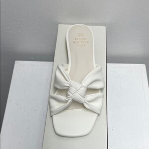 Society White Women's Knotted Slide Sandals